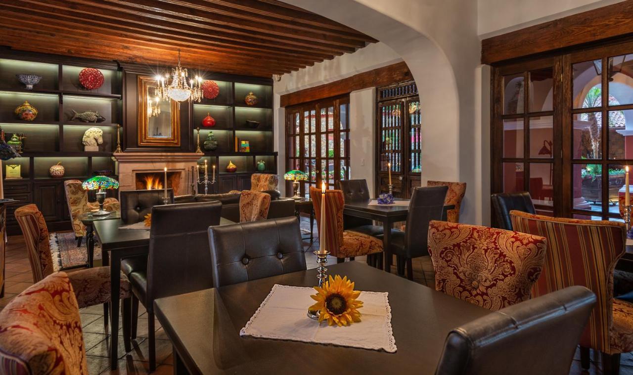 Hotel Boutique Casa Colorada Patzcuaro Bagian luar foto