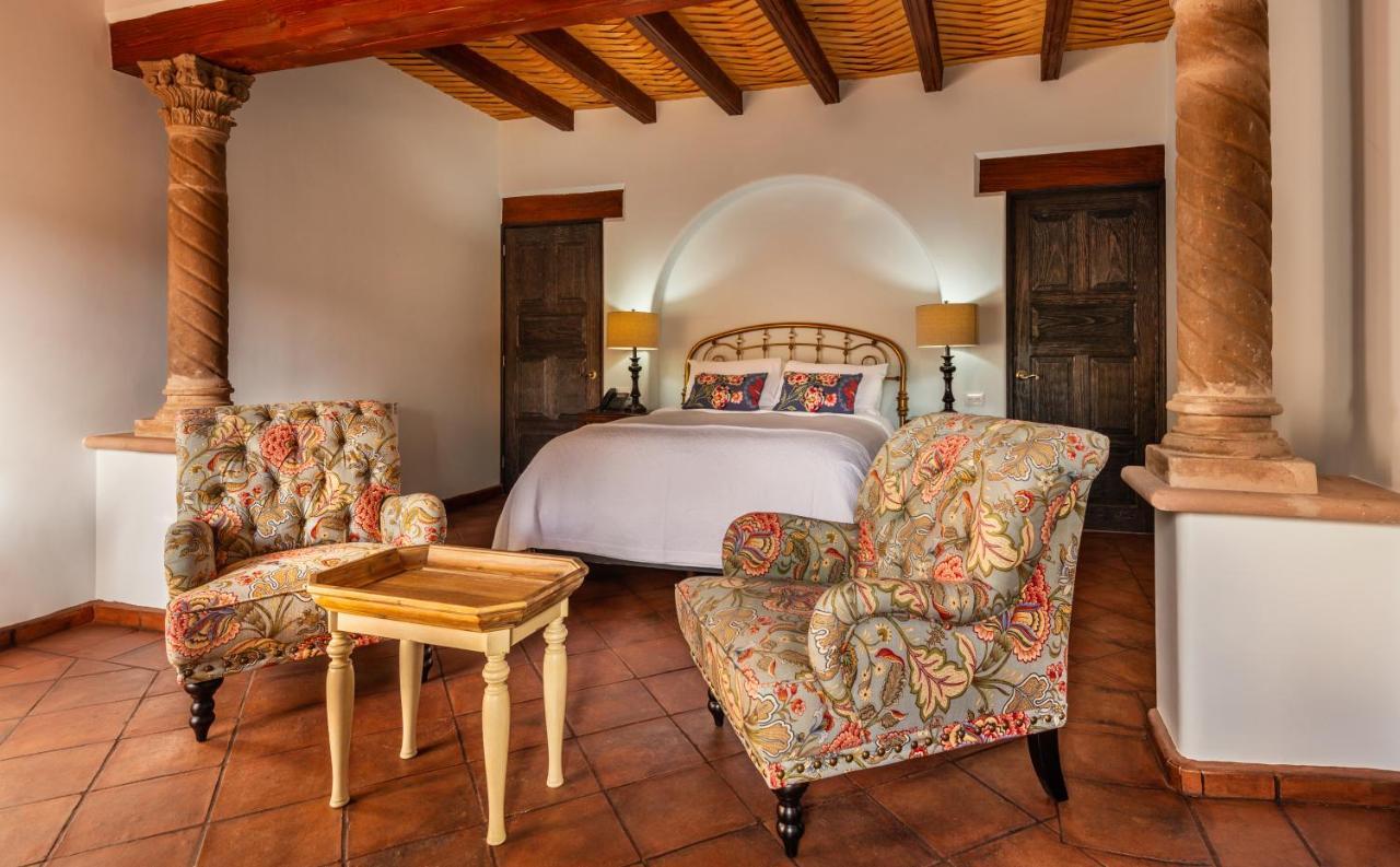 Hotel Boutique Casa Colorada Patzcuaro Bagian luar foto