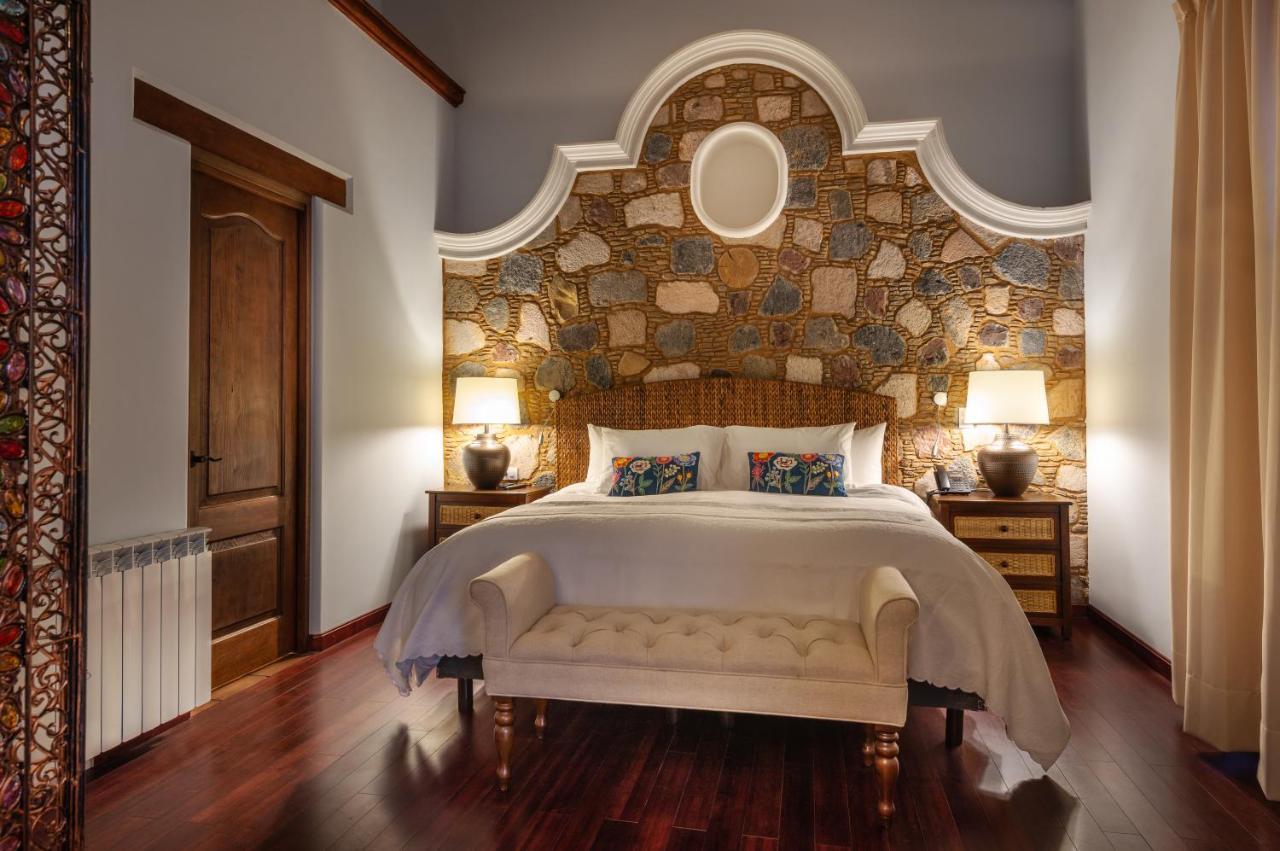 Hotel Boutique Casa Colorada Patzcuaro Bagian luar foto